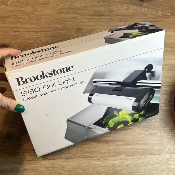 Brookstone Kitchen Nwt Brookstone Bbq Grill Light For Night Time